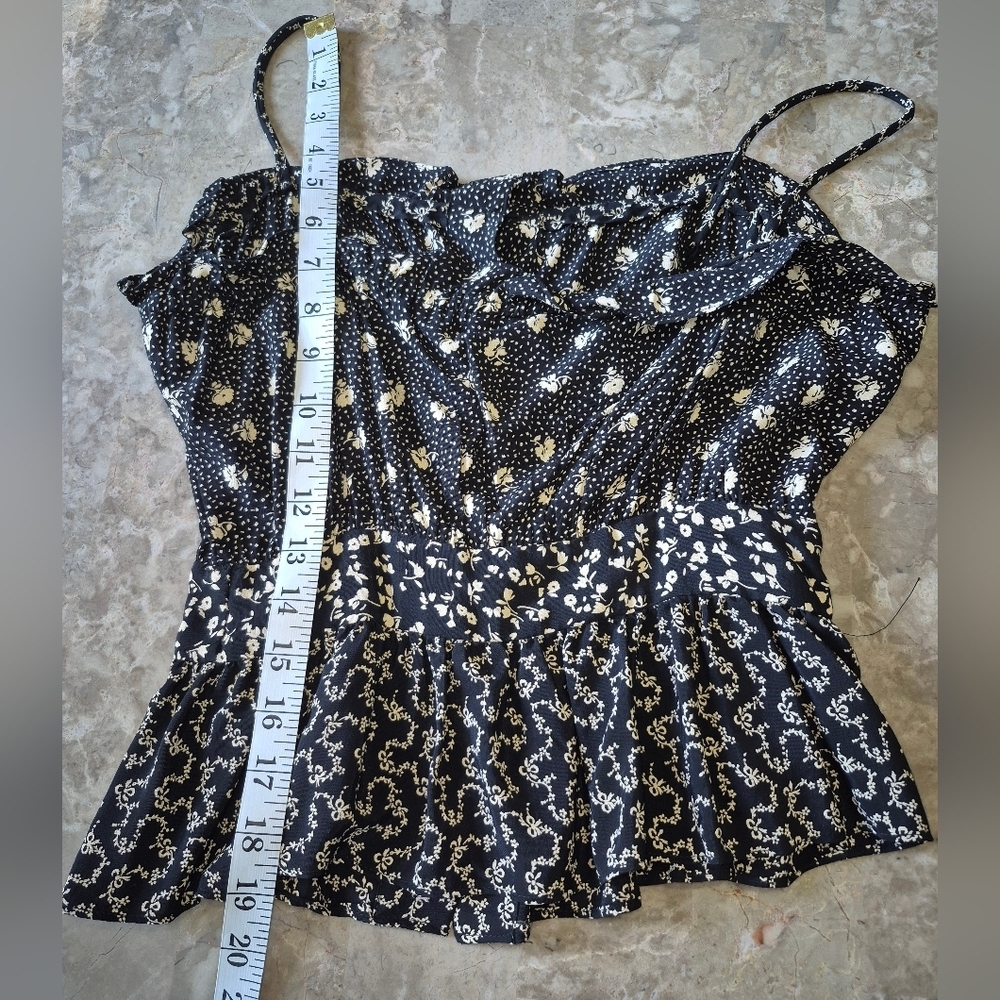 Betsey Johnson y2k Vintage 90s Rare Floral and Bow Black and Cream Patterned Set - Picture 10 of 16